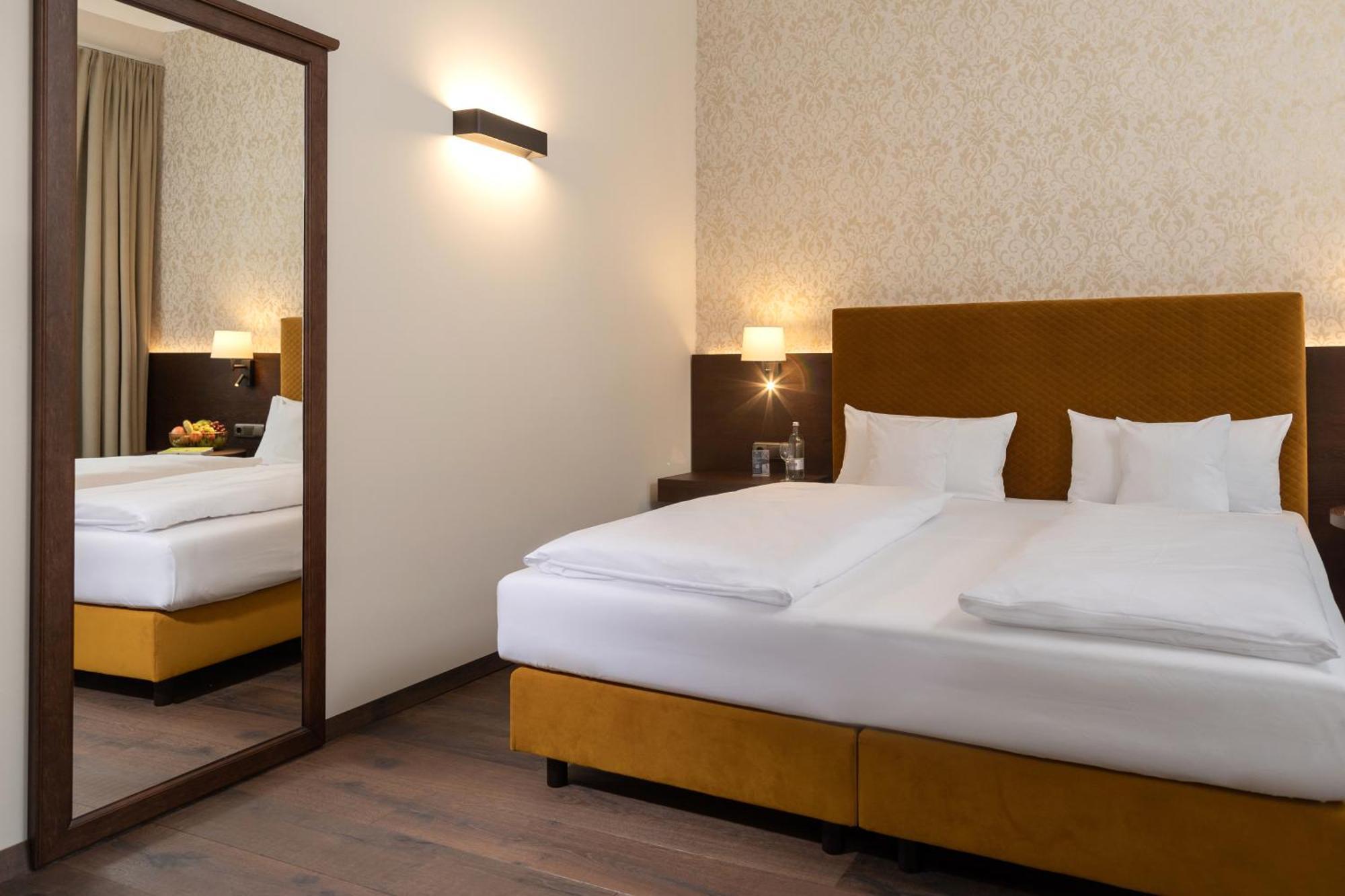 Altstadthotel Arch Ρέγκενσμπουργκ Εξωτερικό φωτογραφία