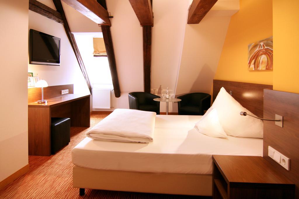 Altstadthotel Arch Ρέγκενσμπουργκ Εξωτερικό φωτογραφία
